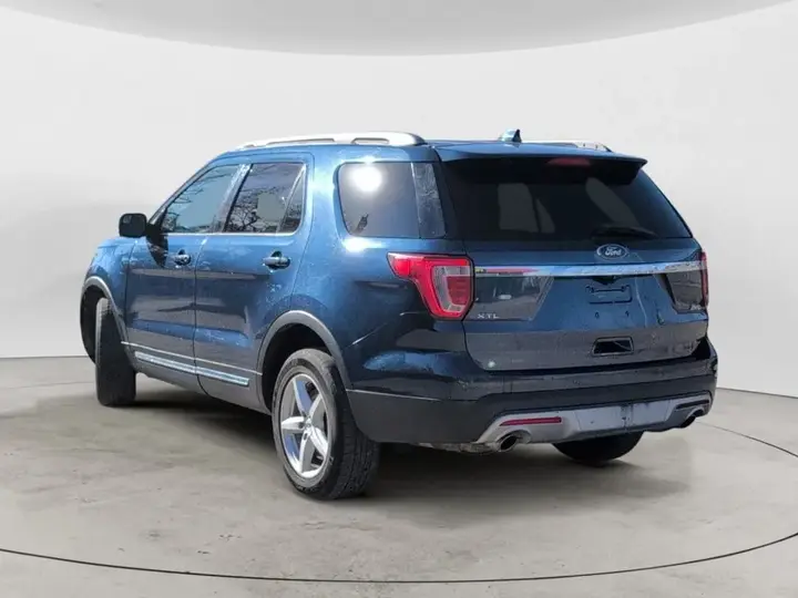 Ford Explorer 2017 photo 4