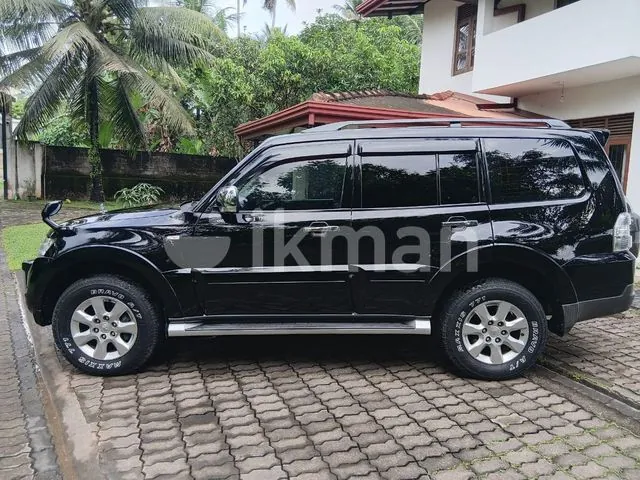 Mitsubishi Montero 2013 photo 3