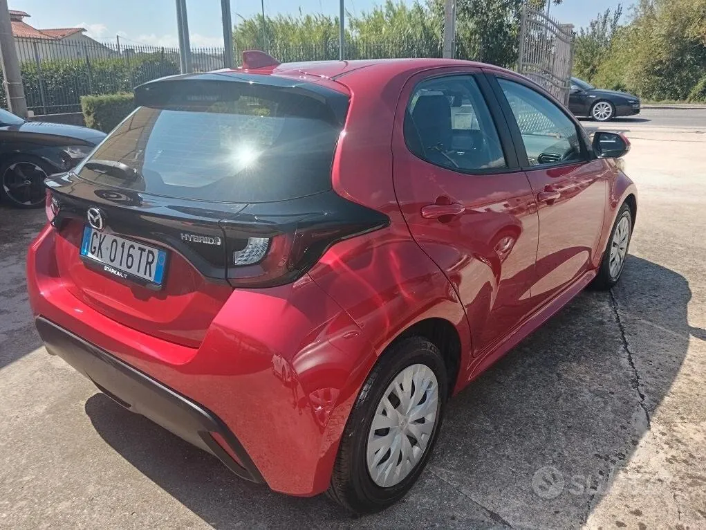 Toyota Yaris 2022 photo 4