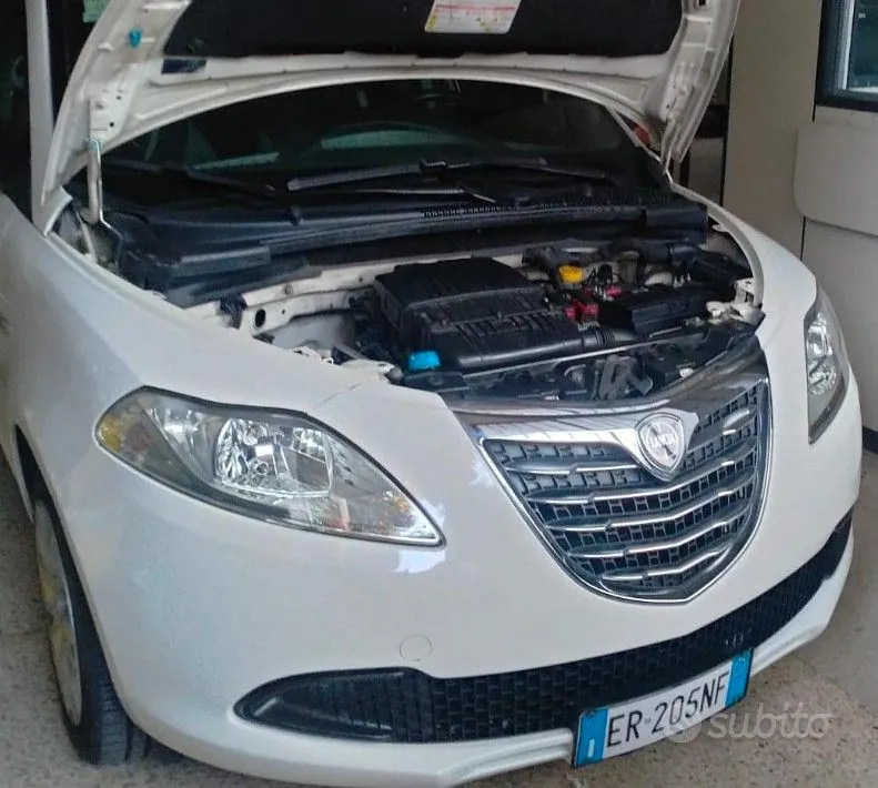 Lancia Ypsilon 2013 photo 3