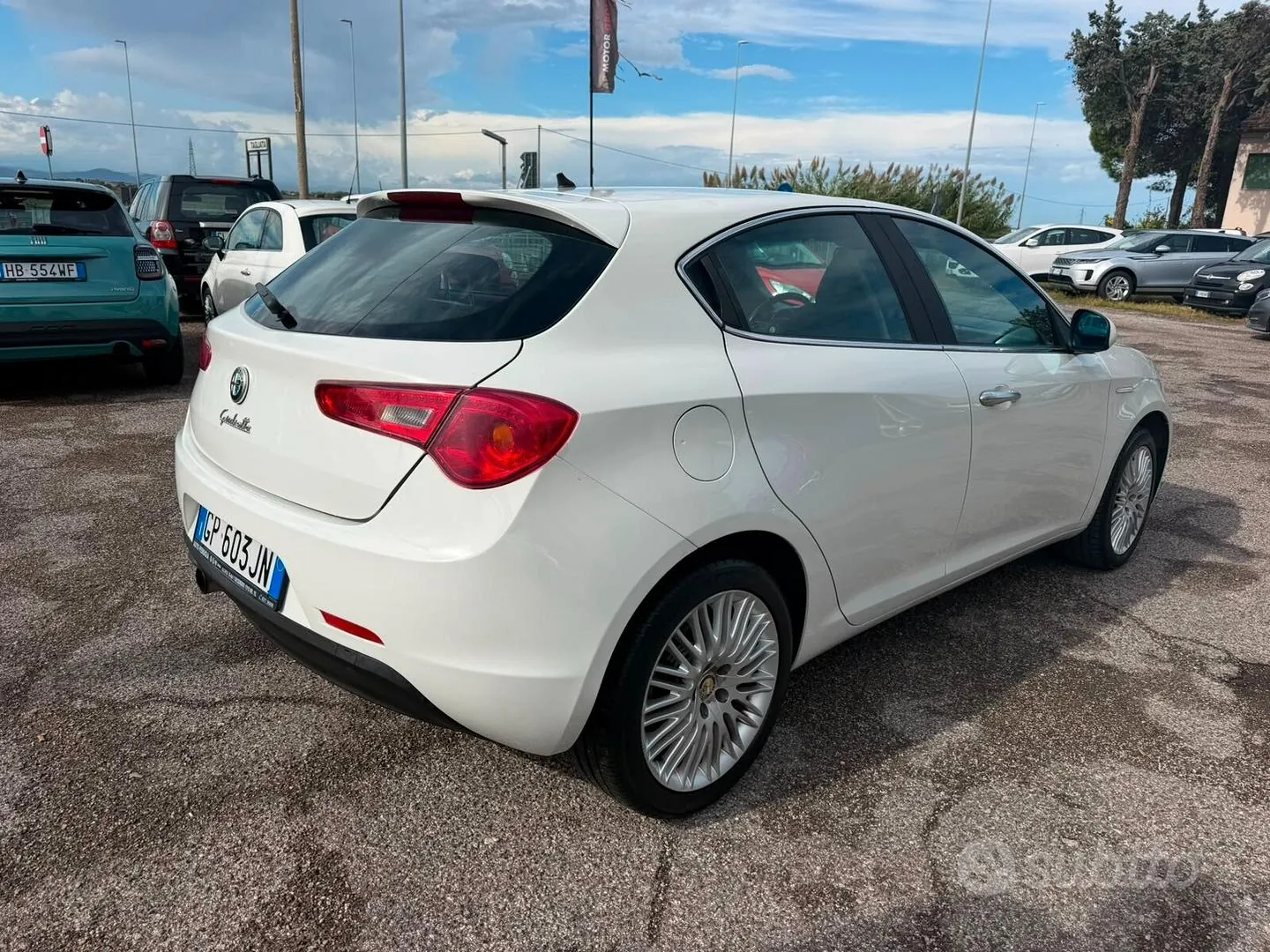 Alfa Romeo Giulietta 2012 photo 5