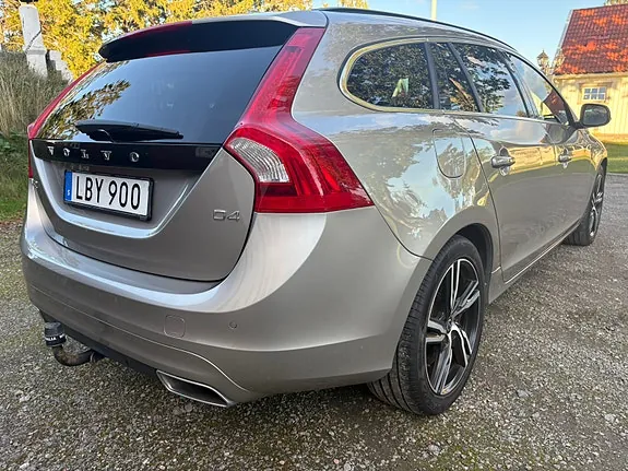 Volvo V60 2016 photo 5