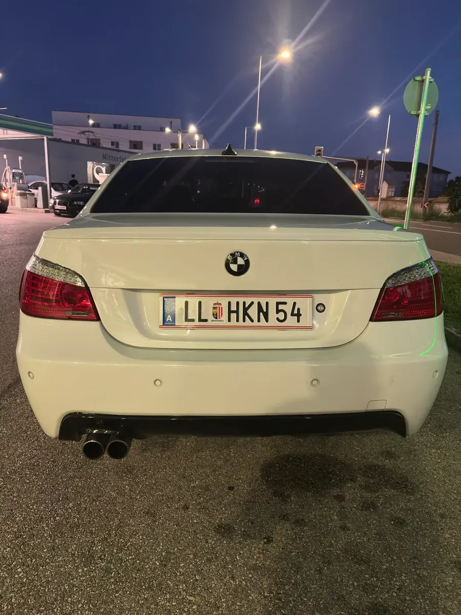 BMW 5 Series 2009 photo 3