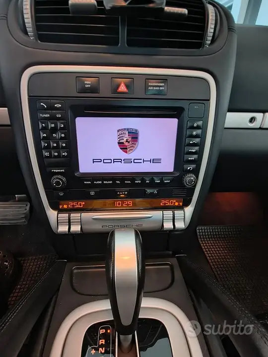 Porsche Cayenne 2006 photo 2