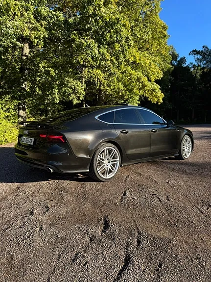 Audi A7 2011 photo 4