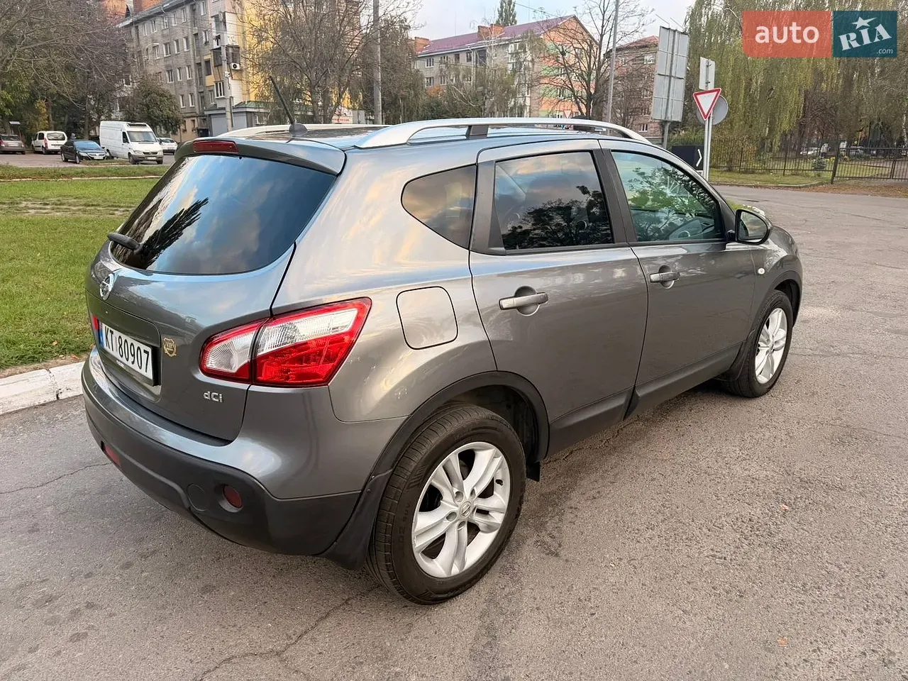 Nissan Qashqai 2011 photo 5
