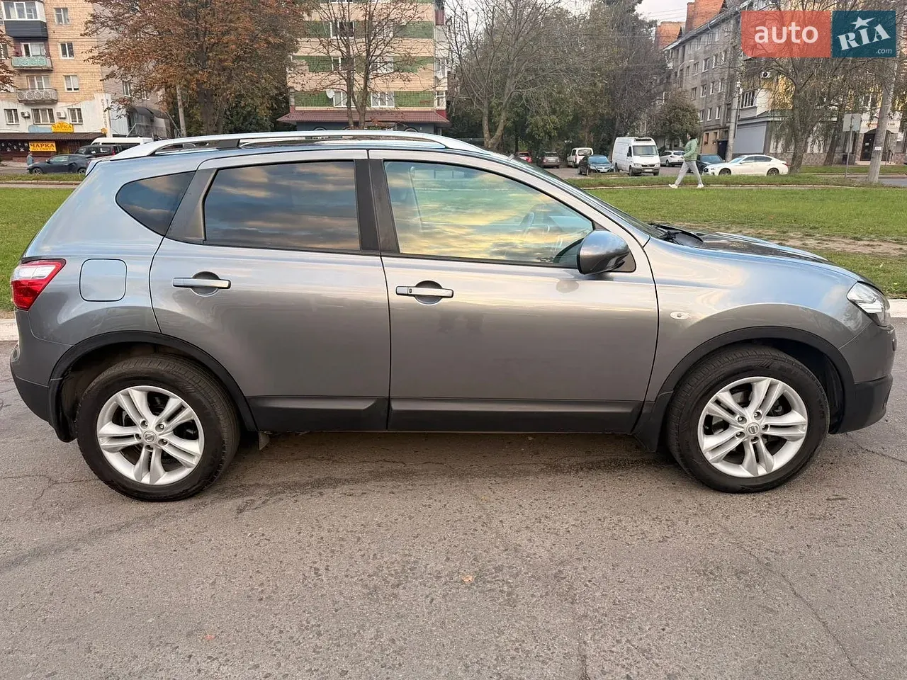 Nissan Qashqai 2011 photo 4