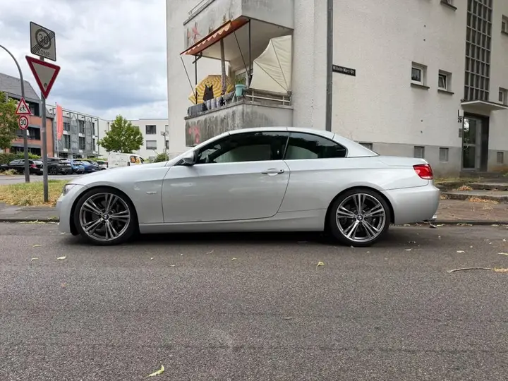 BMW 330D