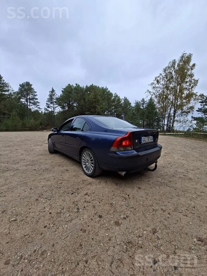 Volvo S60 2002 photo 2
