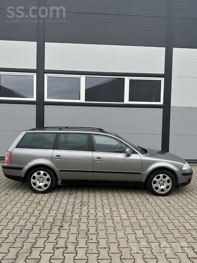 Volkswagen Passat 2004 photo 2