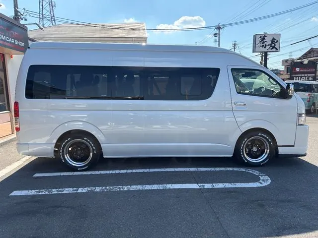 Toyota Hiace Wagon 2026 photo 3