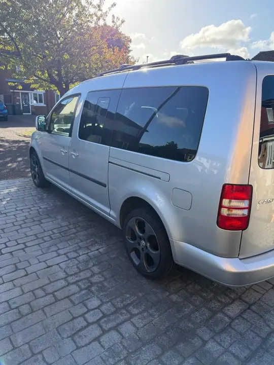 Volkswagen Caddy Maxi Life 2013 photo 3