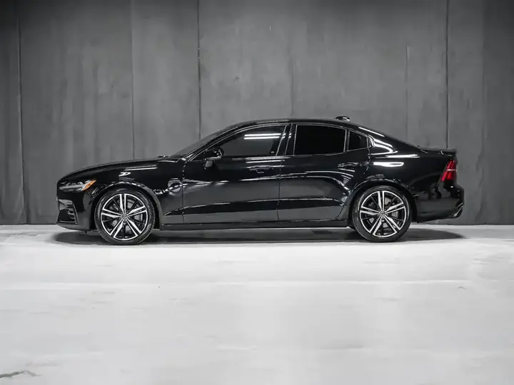 Volvo S60 2021 photo 3