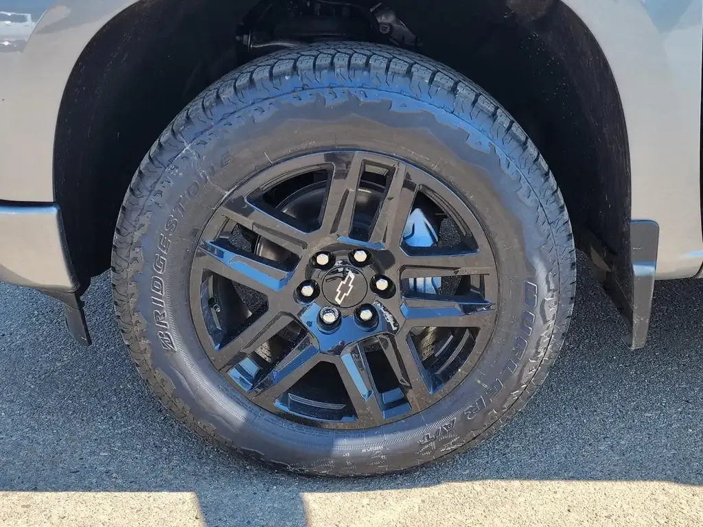 Chevrolet Silverado 1500 2026 photo 4