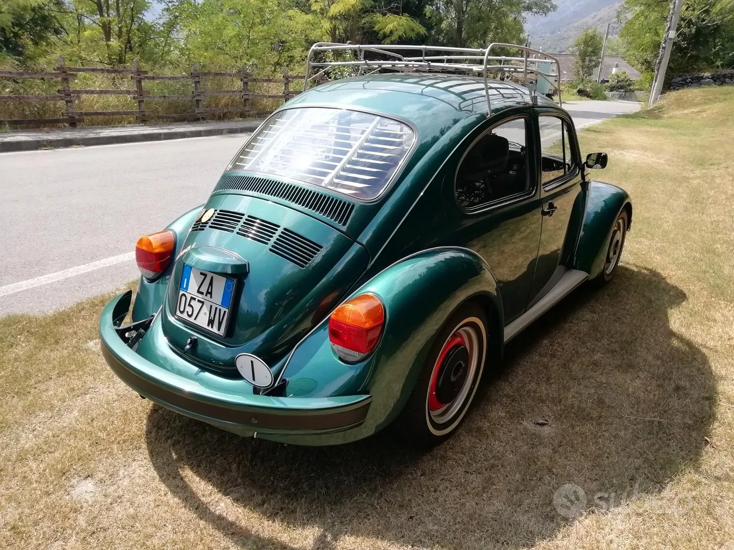 Volkswagen Maggiolino 1996 photo 3