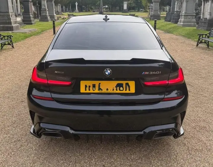 BMW 3 Series 2019 photo 5