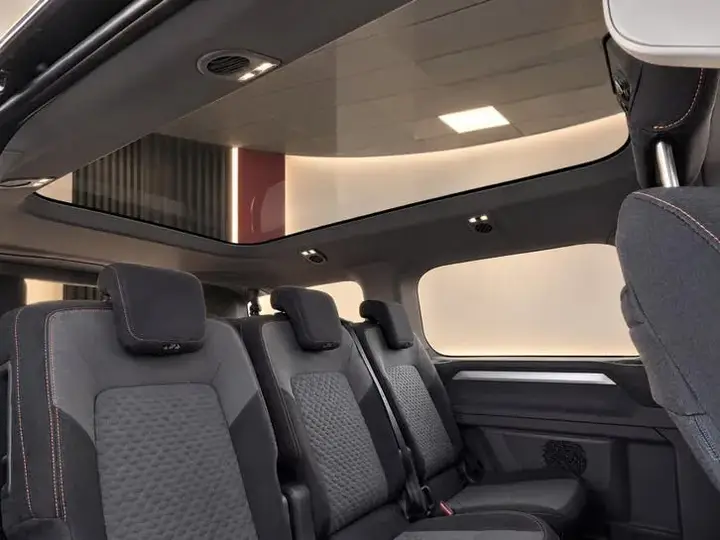 Volkswagen E-Transporter 2025 photo 3