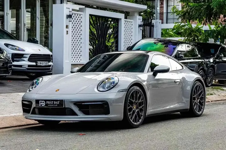 Porsche 911