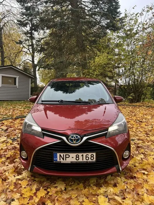 Toyota Yaris 2015 photo 3