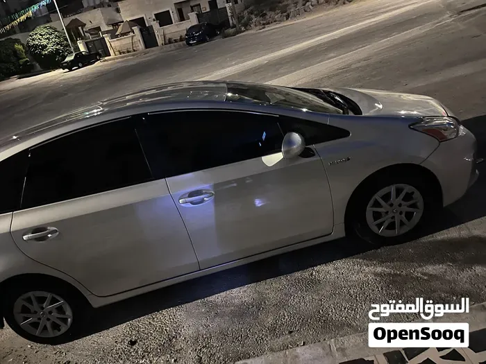 Toyota Prius 2014 photo 4