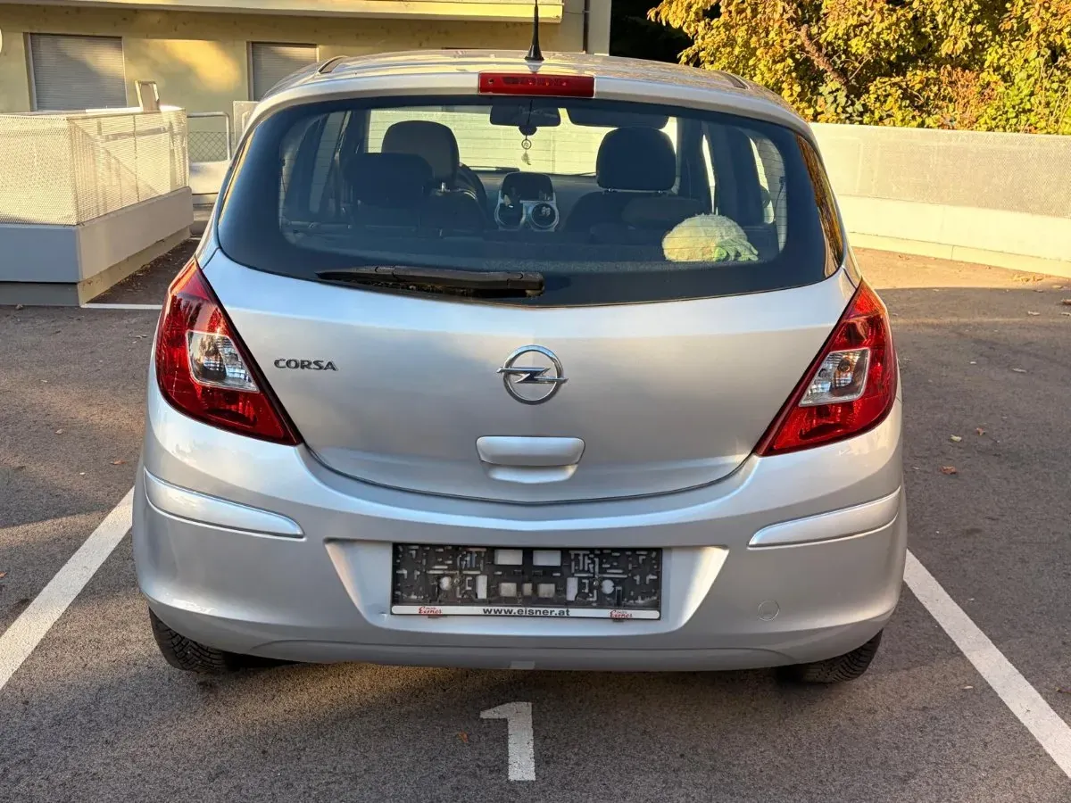 Opel Corsa 2013 photo 3