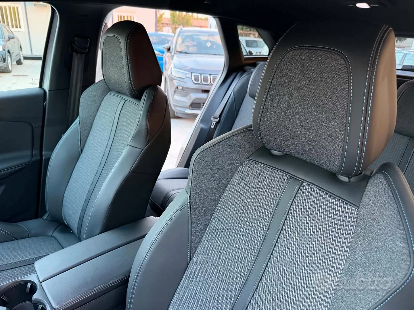 Peugeot 3008 2023 photo 4