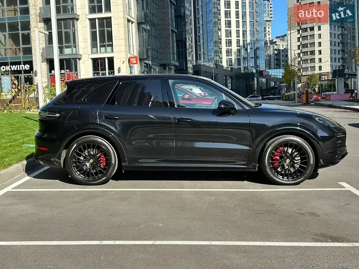 Porsche Cayenne 2022 photo 3