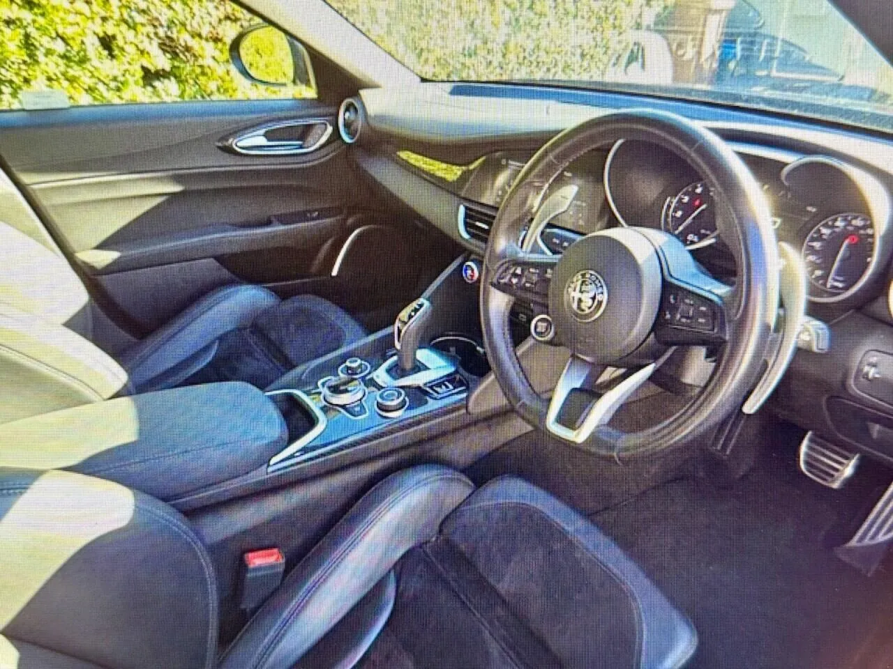 Alfa Romeo Giulia 2021 photo 2