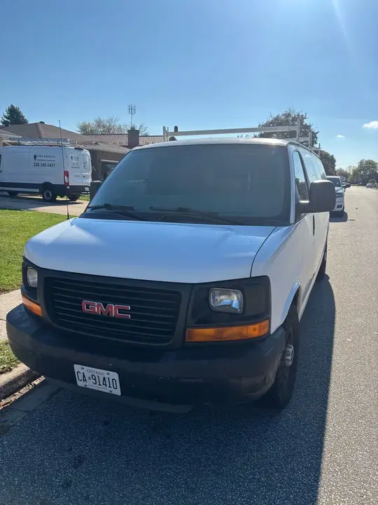 GMC Savana