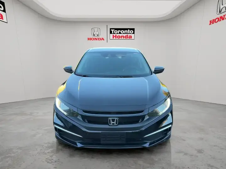 Honda Civic 2020 photo 2