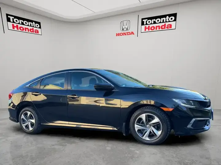 Honda Civic 2020 photo 4