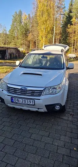 Subaru Forester 2009 photo 2