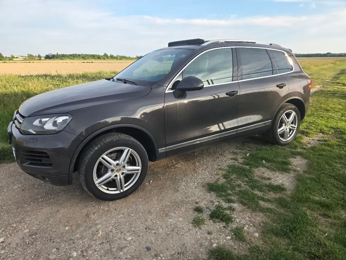 Volkswagen Touareg 2011 photo 3
