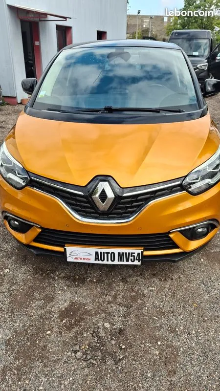 Renault Scenic 2018 photo 2