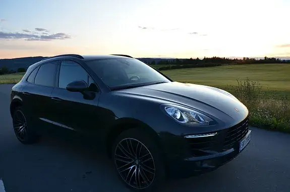 Porsche Macan 2017 photo 2