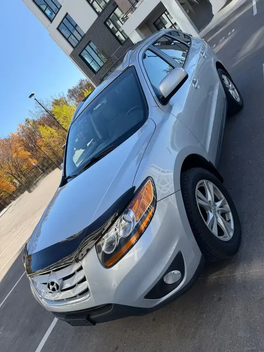 Hyundai Santa Fe 2010 photo 3