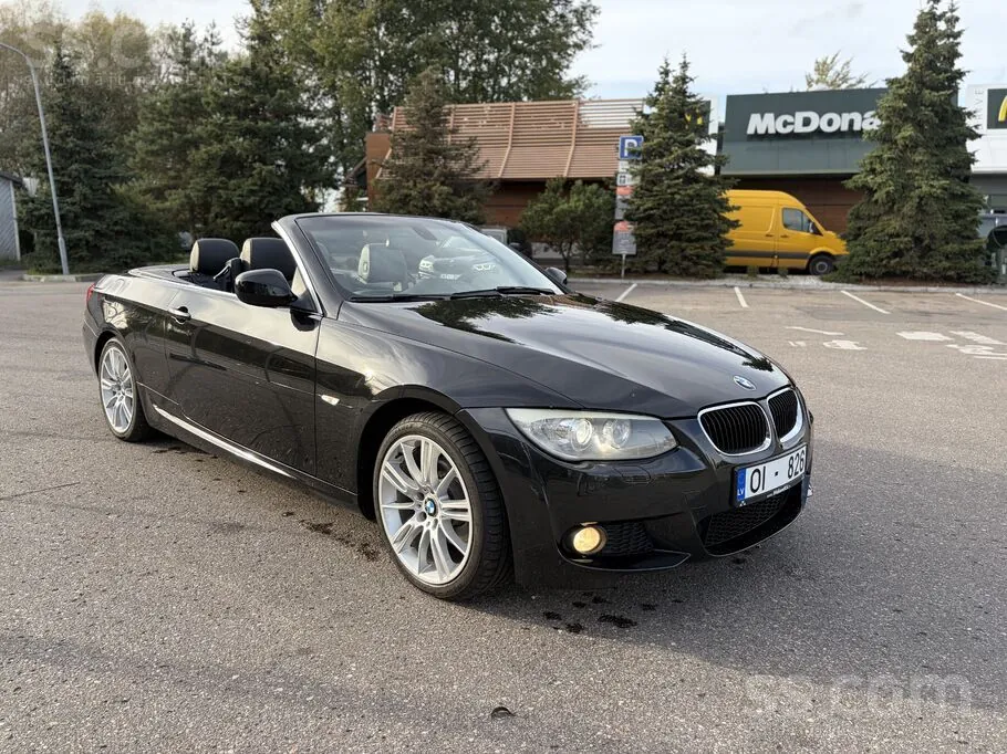 BMW 320D 2010 photo 2