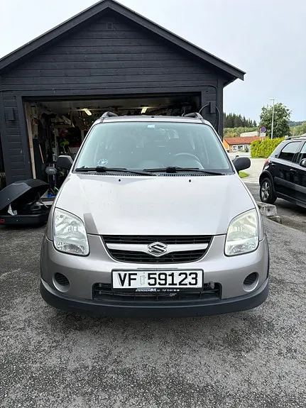 Suzuki Ignis 2004 photo 4