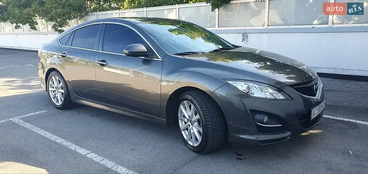 Mazda 6