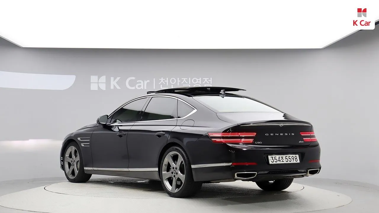 Genesis G80 2022 photo 2