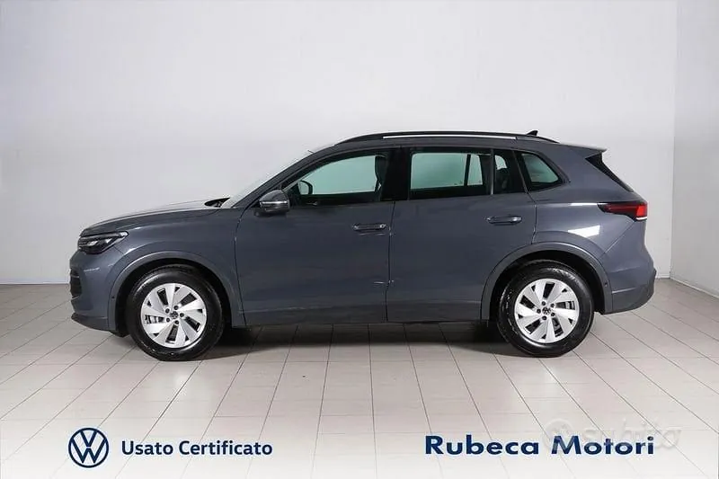 Volkswagen Tiguan 2024 photo 3