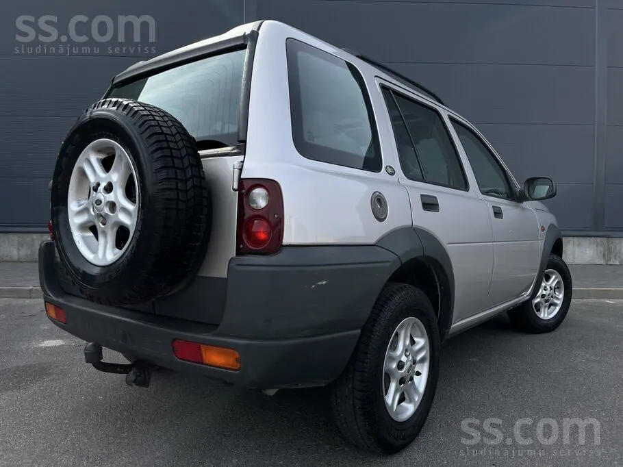 Land Rover Freelander 2000 photo 2
