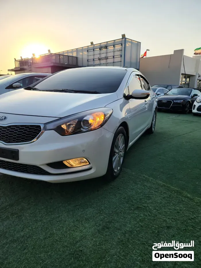 Kia K3 2015 photo 2