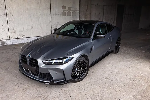 BMW M4 2025 photo 3