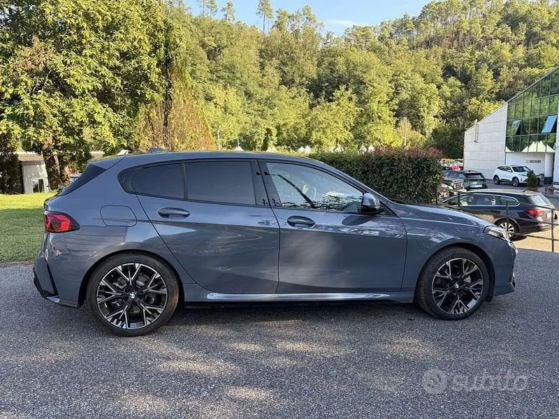 BMW 1 Series 2026 photo 4
