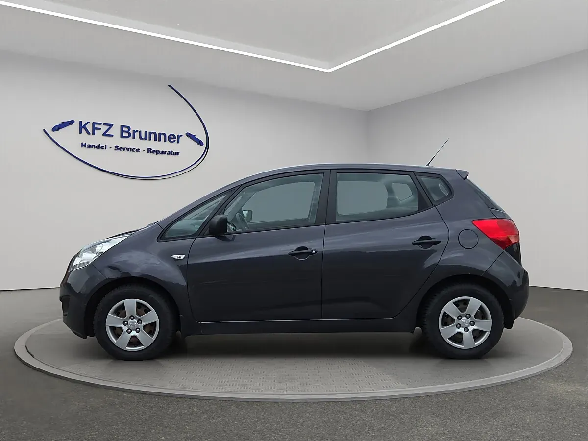 Kia Venga 2013 photo 3