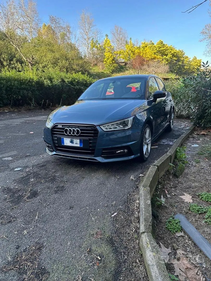 Audi A1 2018 photo 2