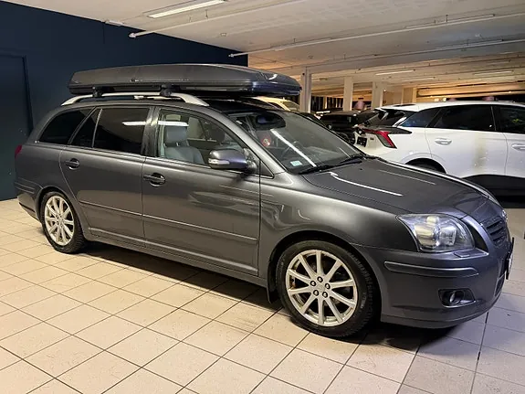 Toyota Avensis 2006 photo 3