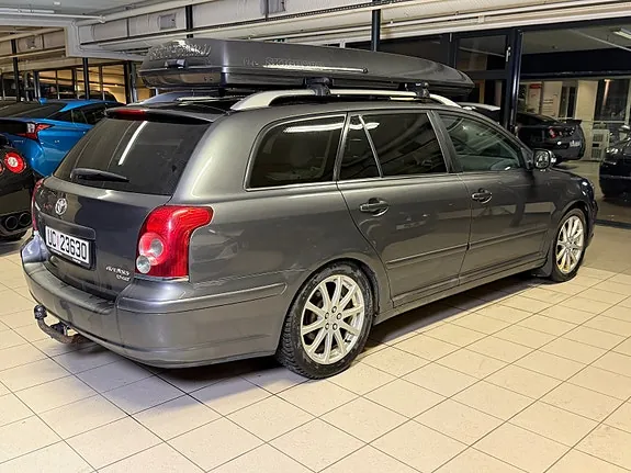 Toyota Avensis 2006 photo 4