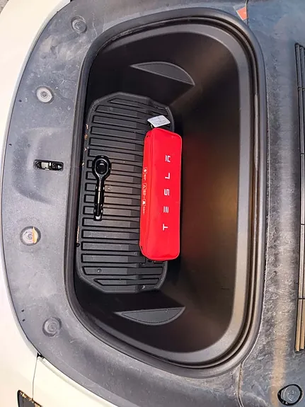 Tesla Model Y 2024 photo 5